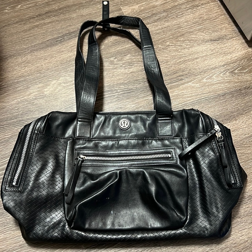 Lululemon bag